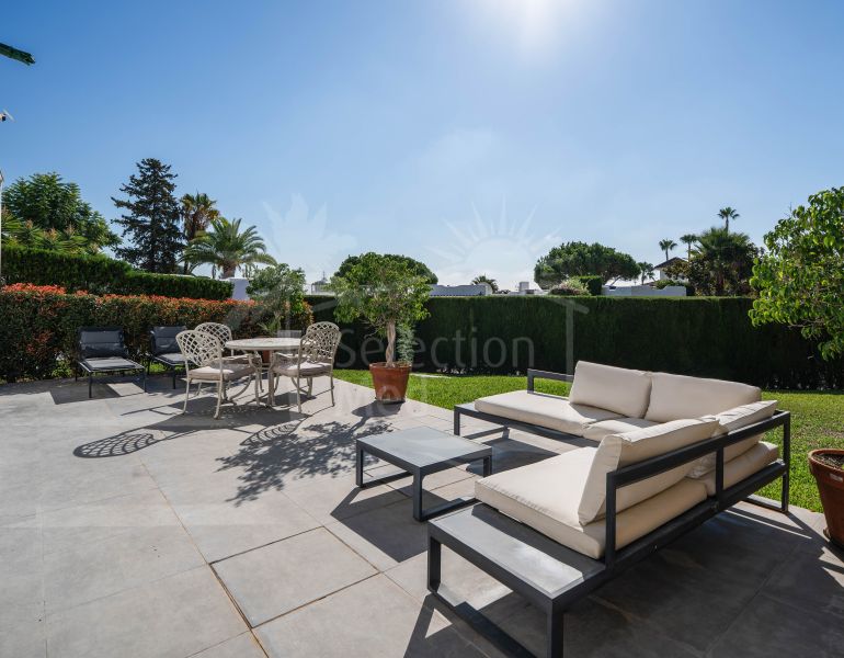 Aloha 3 - Corner Townhouse with Sea Views in an Exclusive Frontline Golf Complex, Nueva Andalucía