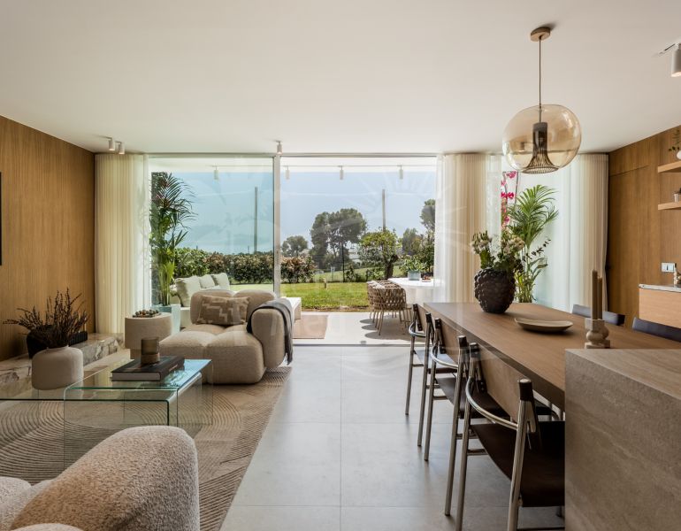 Elegant Apartment in Aloha, Nueva Andalucía
