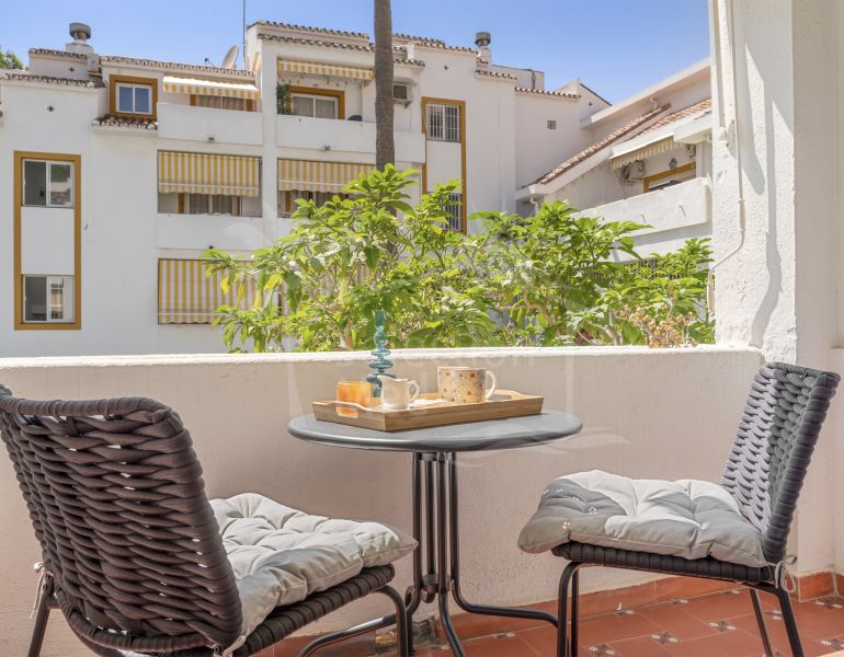 Two-Bedroom Apartment in Nueva Andalucía