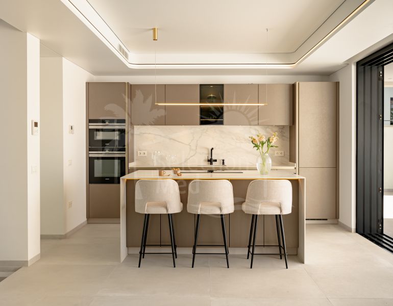 Stunning Four-Bedroom Villa in the Heart of La Cala de Mijas, Costa del Sol