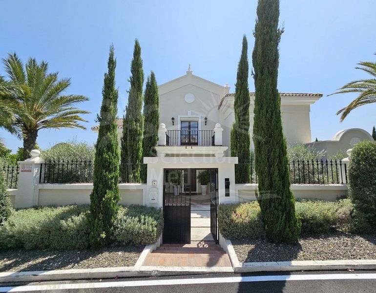 Villa à vendre dans El Paraiso, Estepona Est