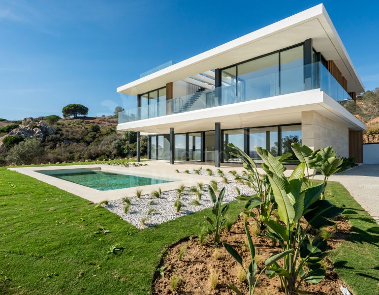 Villa Ebony por Lago Architects Venta en La Reserva, Sotogrande