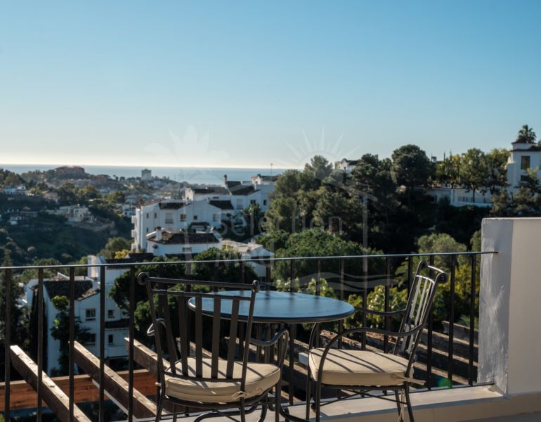 Duplex Penthouse à vendre dans Altos de La Quinta, Benahavis
