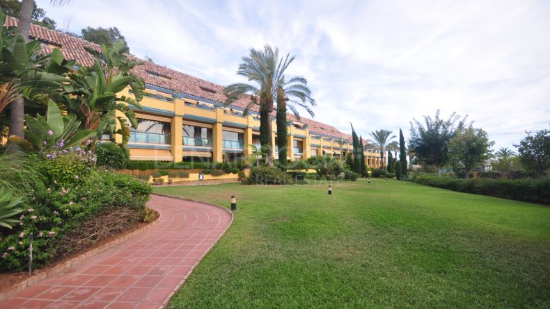 Photo gallery - Duplex penthouse with sea views in Atrium Bahía de Marbella