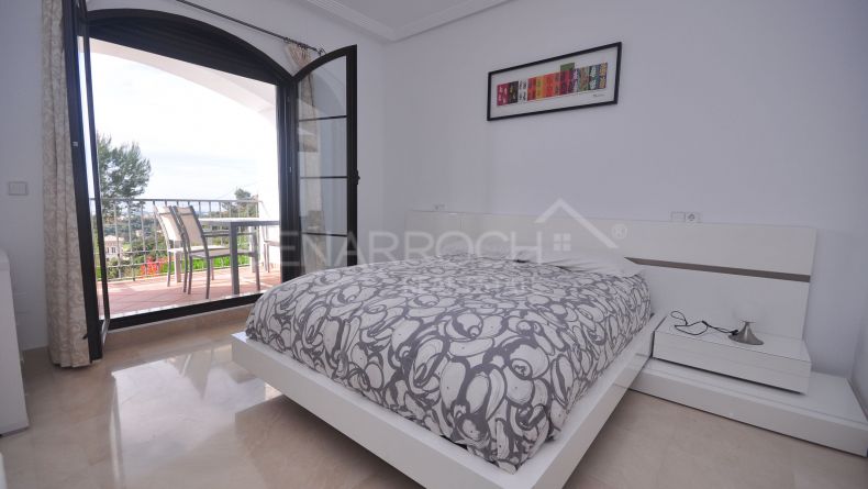 Galería de fotos - Apartamento con vistas en Los Arqueros, Benahavis