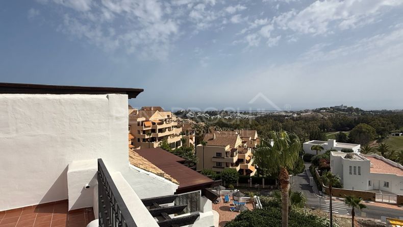 Photo gallery - Duplex penthouse with panoramic views in Las Lomas del Marques, Benahavis