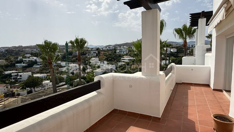Photo gallery - Duplex penthouse with panoramic views in Las Lomas del Marques, Benahavis
