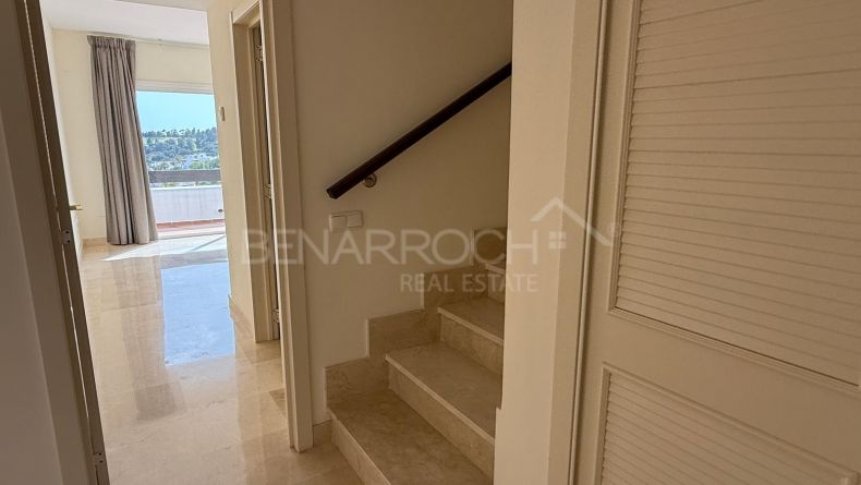 Photo gallery - Duplex penthouse with panoramic views in Las Lomas del Marques, Benahavis