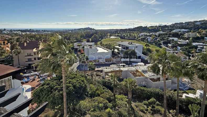 Galerie de photos - Duplex penthouse avec vue panoramique à Las Lomas del Marques, Benahavis