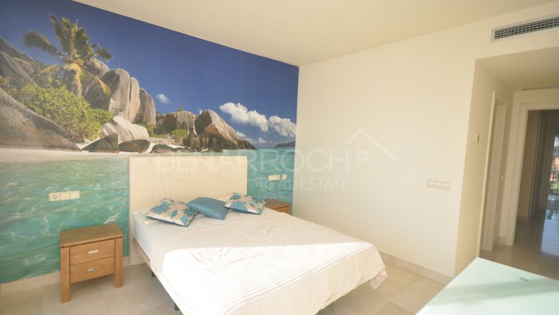 Galerie de photos - Duplex penthouse avec vue panoramique à Las Lomas del Marques, Benahavis