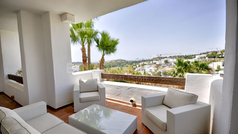 Photo gallery - Open views Apartment in Las Lomas del Marques, Benahavis