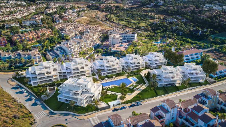Development of apartments Cortijo del Golf, Estepona
