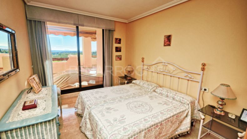 Photo gallery - Apartment with panoramic views in Las Lomas del Conde Luque, Benahavis