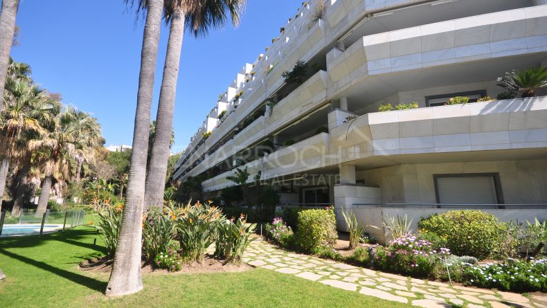 Photo gallery - Front line apartment, Gran Marbella, Marbella center