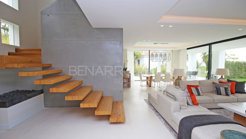 Galería de fotos - Benahavis, Capanes Sur, Villa estilo contemporáneo con vistas