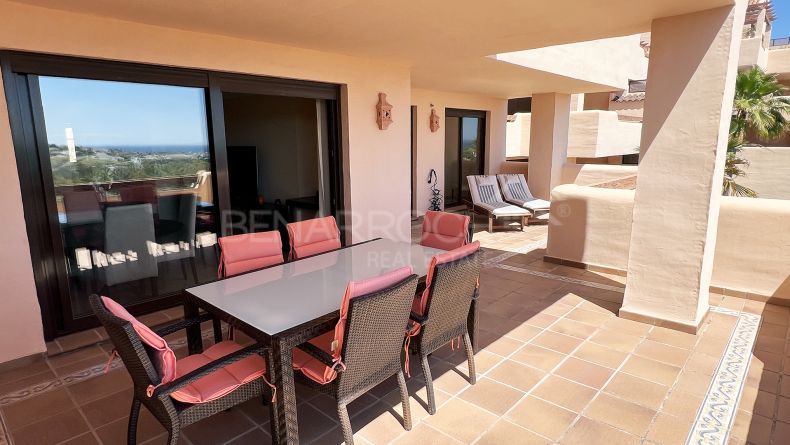 Photo gallery - Apartment with golf and sea views in Las Lomas del Conde Luque, Benahavis