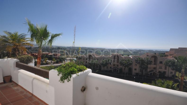 Photo gallery - Duplex penthouse with open views, Las Lomas del Marqués, Benahavís