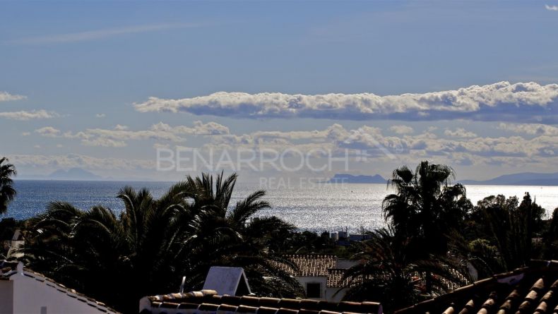 Galerie de photos - Marbella Est, Rio Real, Villa avec vue sur la côte