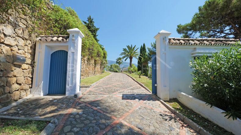 Photo gallery - Exclusive Mediterranean Villa with Panoramic Views in Benahavís