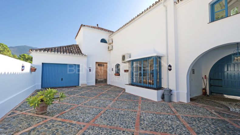 Photo gallery - Exclusive Mediterranean Villa with Panoramic Views in Benahavís