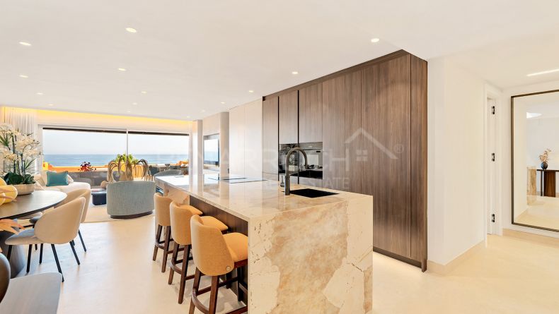 Galería de fotos - Apartamento en primera linea de playa en Los Granados del Mar, Estepona Este