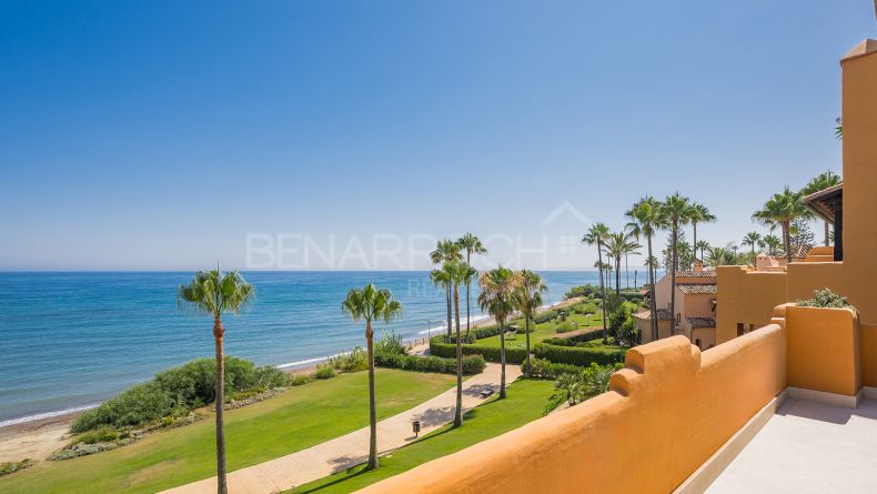 Galería de fotos - Apartamento en primera linea de playa en Los Granados del Mar, Estepona Este