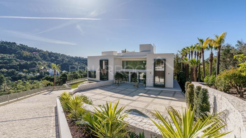 Villa de diseño moderno en La Zagaleta, Benahavis