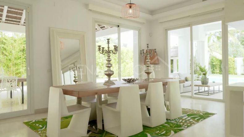 Galerie de photos - Villa moderne de style méditerranéen à Casasola, Estepona