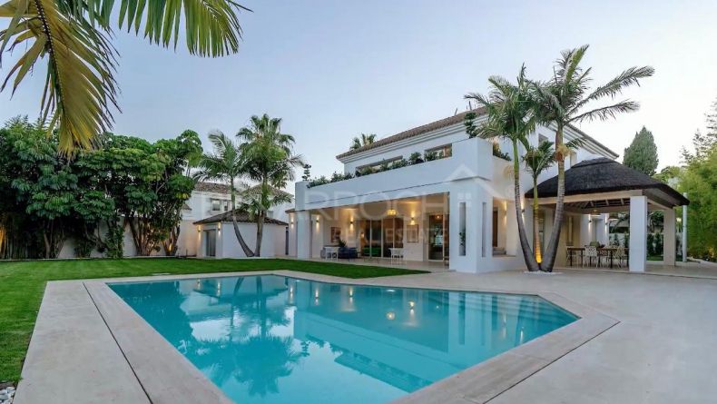 Galerie de photos - Villa moderne de style méditerranéen à Casasola, Estepona