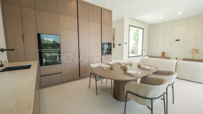 Galerie de photos - Villa récemment construite à Estepona Ouest