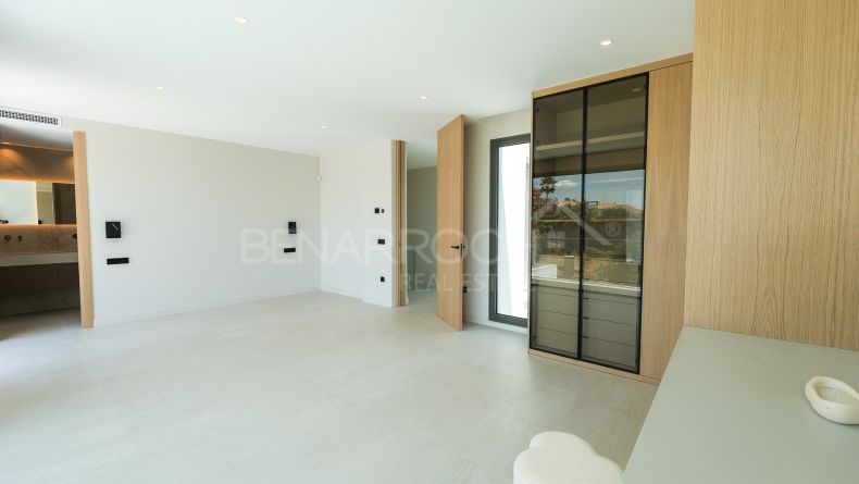 Galerie de photos - Villa récemment construite à Estepona Ouest