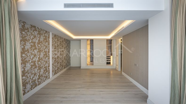 Photo gallery - Apartment with sea view in second line beach in Marbella Centre