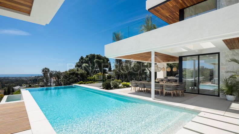 Galerie de photos - Villa de style contemporain à La Quinta, Benahavis