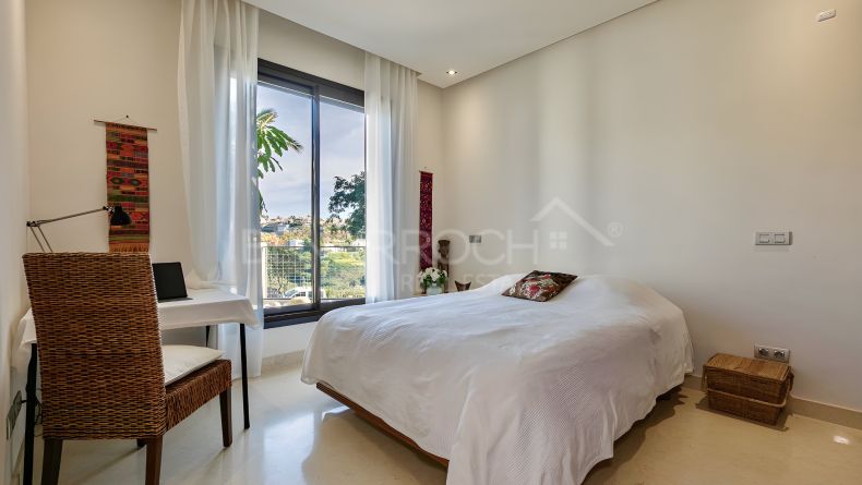 Photo gallery - Ground floor apartment in Mirador del Paraiso, Benahavis