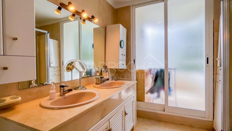 Galerie de photos - Appartement en première ligne de golf à Guadalmina Alta, San Pedro Alcántara.