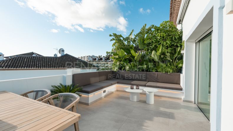 Photo gallery - Duplex penthouse in Nueva Andalucia, Marbella