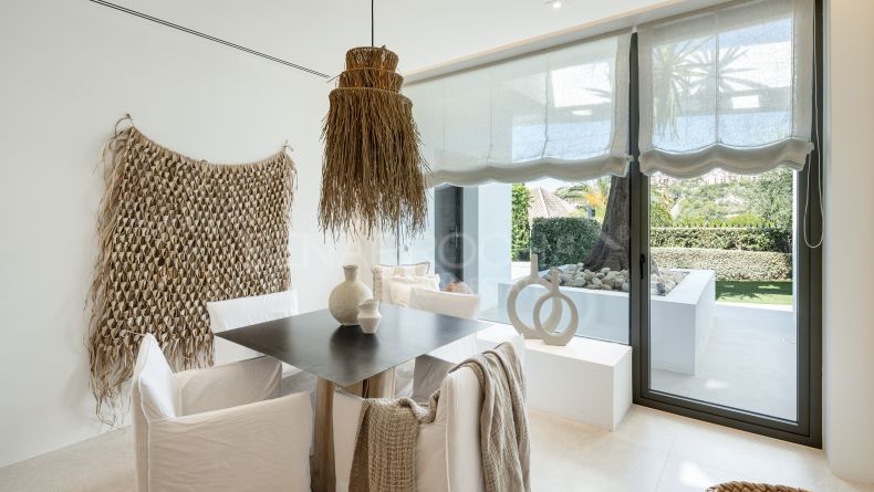 Galerie de photos - Villa au design contemporain à La Quinta, Benahavis