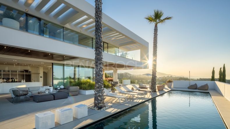 Galerie de photos - Villa au design contemporain à La Quinta, Benahavis