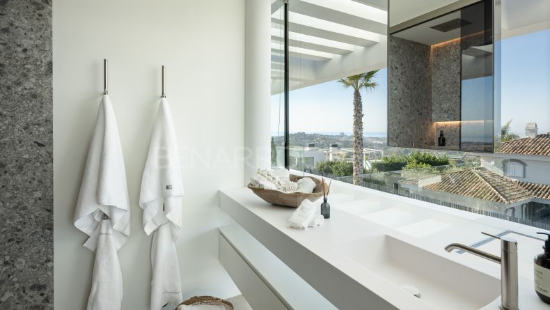 Galerie de photos - Villa au design contemporain à La Quinta, Benahavis