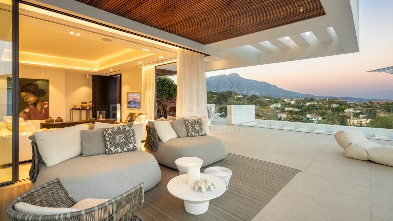 Galerie de photos - Villa au design contemporain à La Quinta, Benahavis