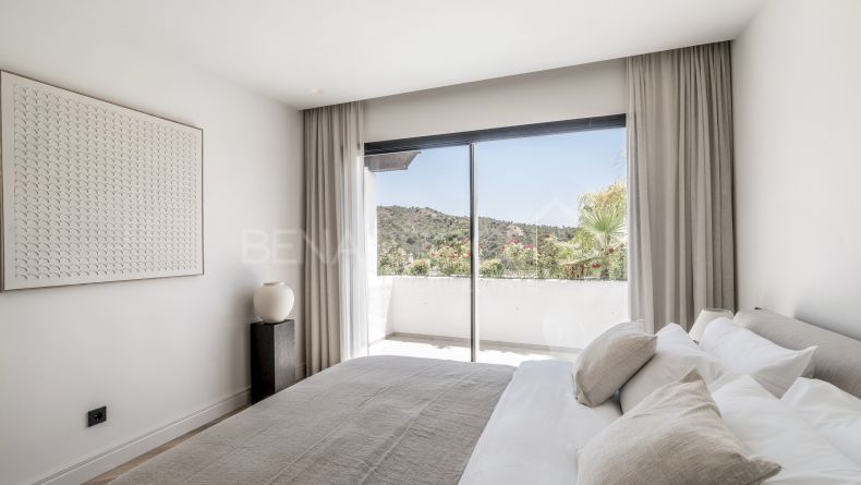 Photo gallery - Duplex penthouse in Lomas de La Quinta, Benahavis