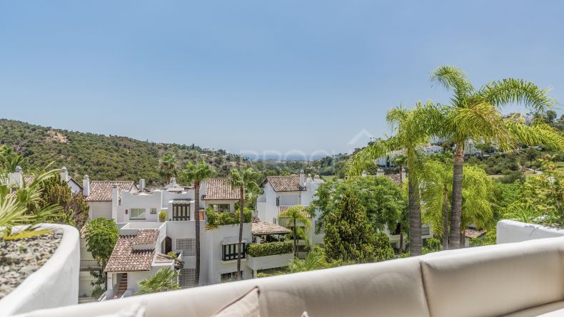 Photo gallery - Duplex penthouse in Lomas de La Quinta, Benahavis