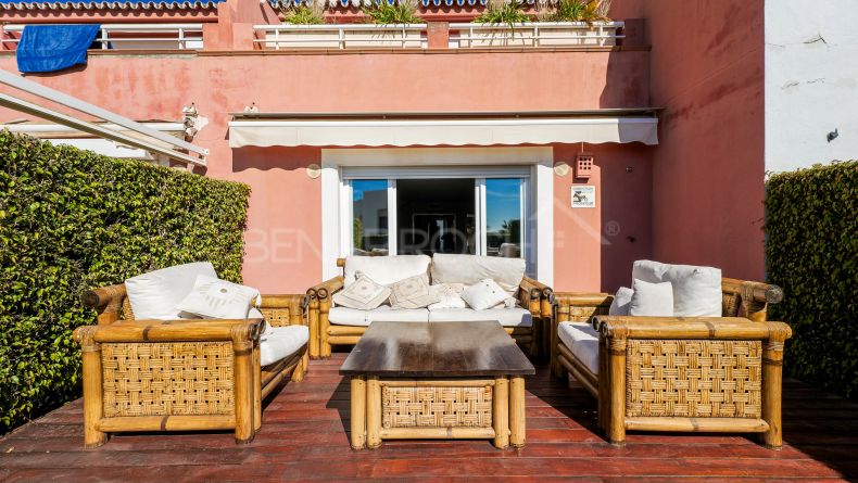 Galerie de photos - Maison jumelée avec jardin à El Campanario, Estepona