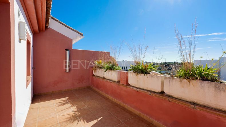 Galerie de photos - Maison jumelée avec jardin à El Campanario, Estepona