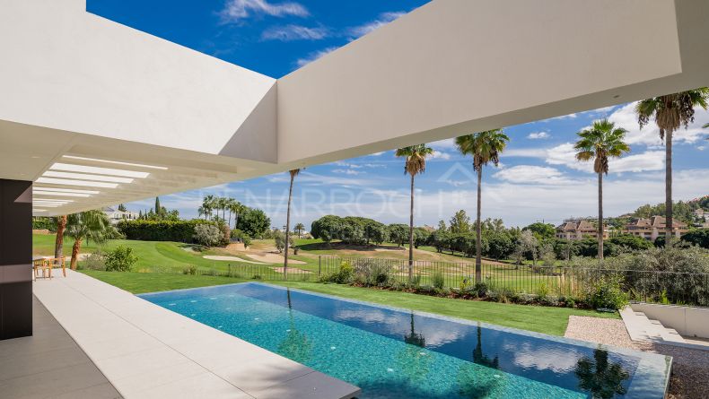 Galerie de photos - Villa au design moderne à Los Naranjos, Nueva Andalucia