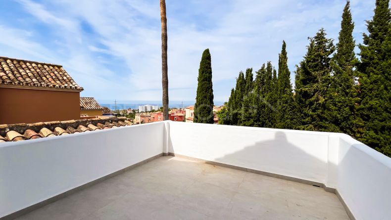 Galerie de photos - Villa jumelée avec vue à Marbella Est