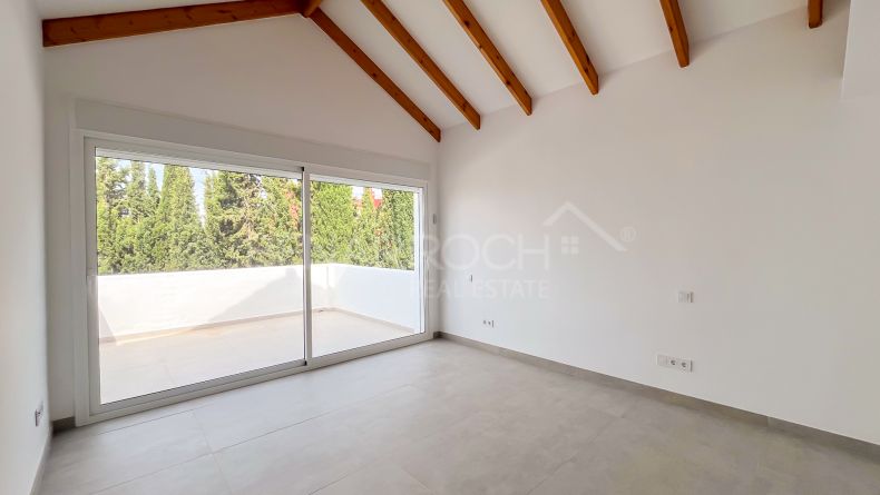 Galería de fotos - Villa pareada con vistas en Marbella Este