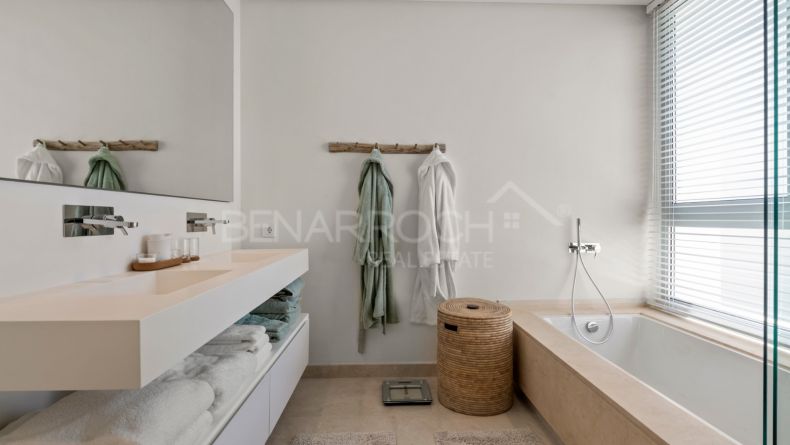 Galería de fotos - Duplex en planta baja en Marbella Club Hills, Benahavis