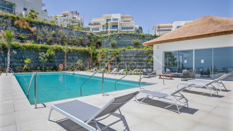 Galería de fotos - Duplex en planta baja en Marbella Club Hills, Benahavis