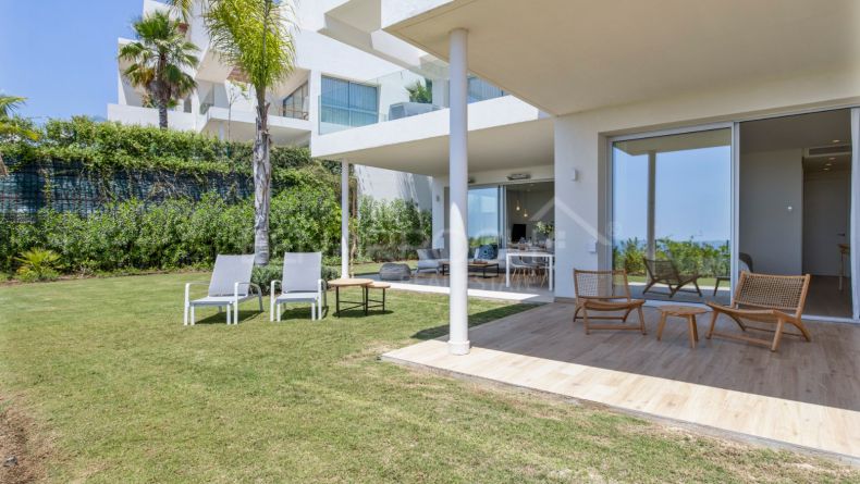 Galería de fotos - Duplex en planta baja en Marbella Club Hills, Benahavis